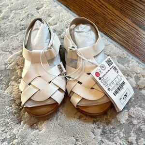 Zara size 7 toddler girl white sandals